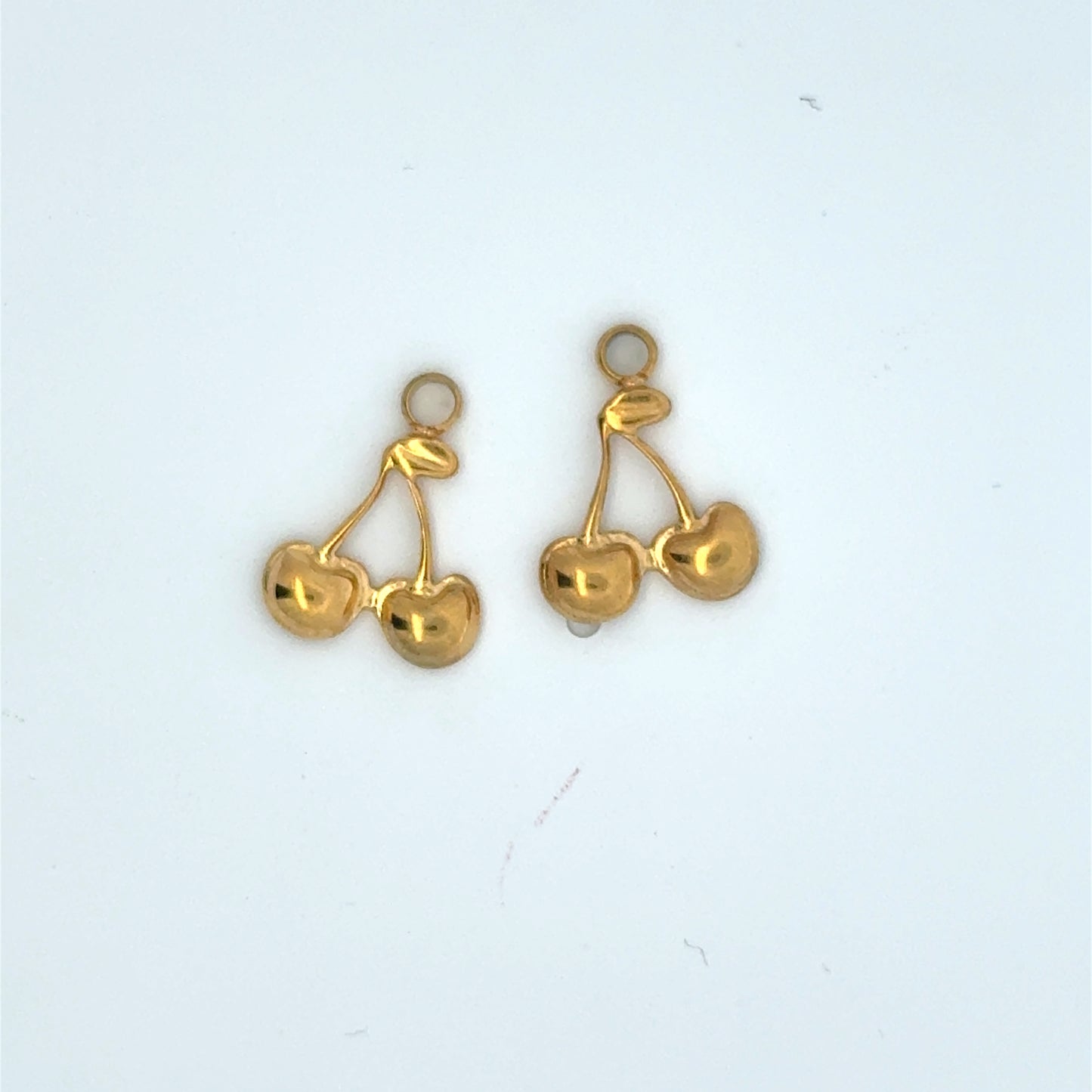 Charming Cherry 18k gold Charms