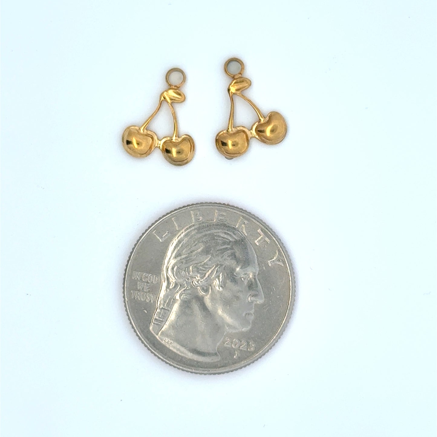Charming Cherry 18k gold Charms