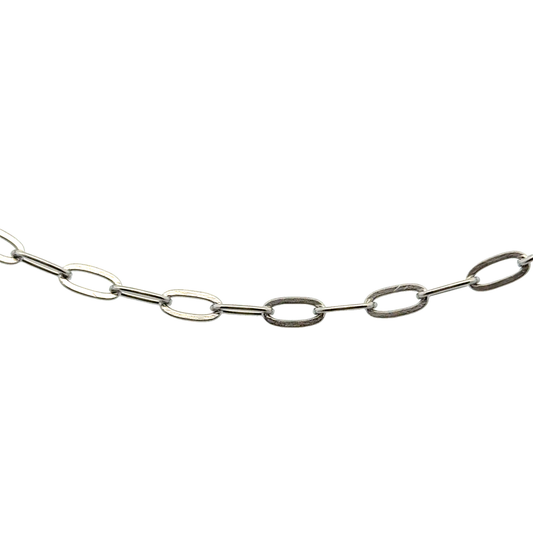 “Miley” Elegant Silver Small Link Paperclip Chain