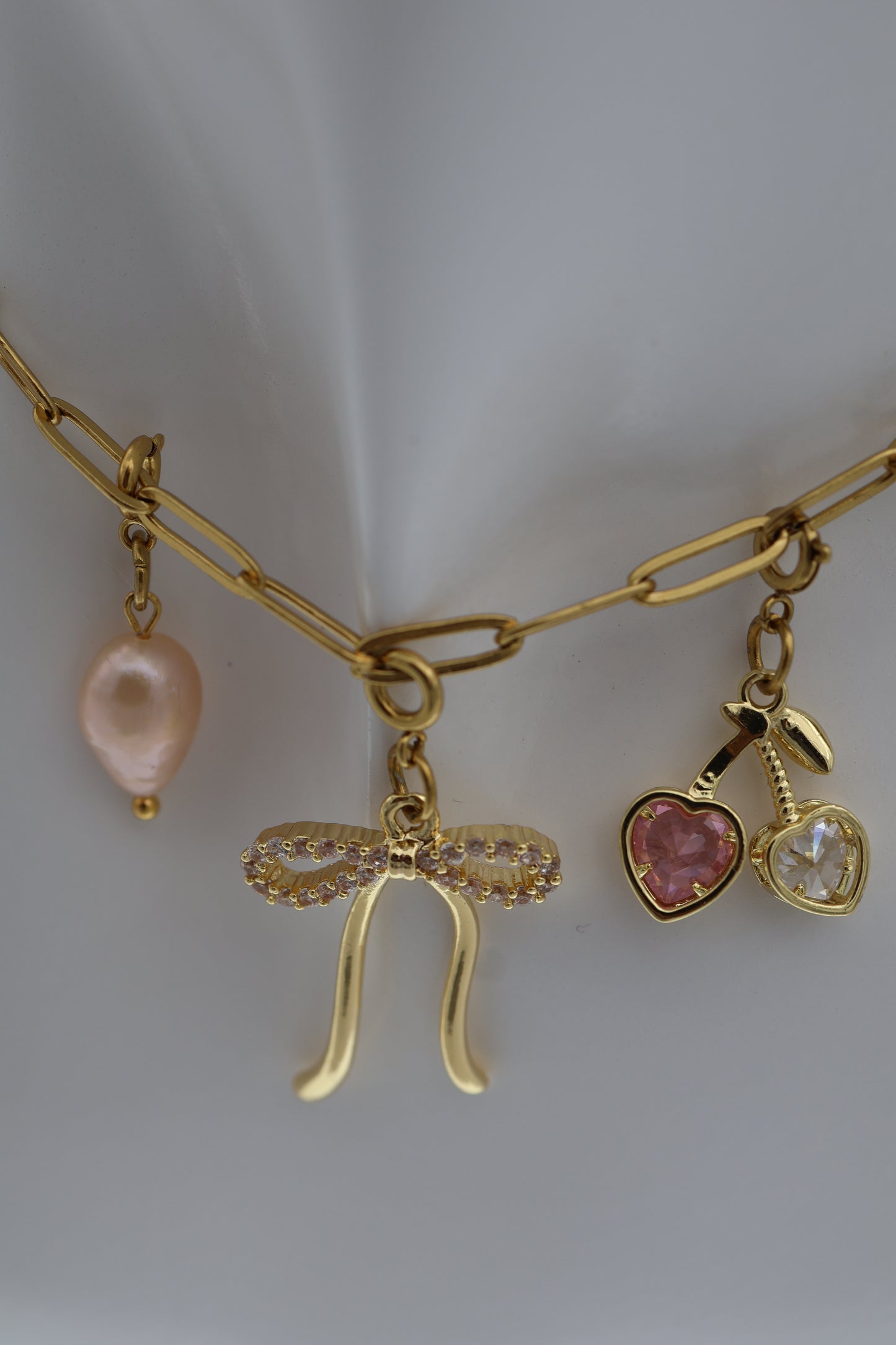 CharmiQ Gold Paperclip Necklace Chain